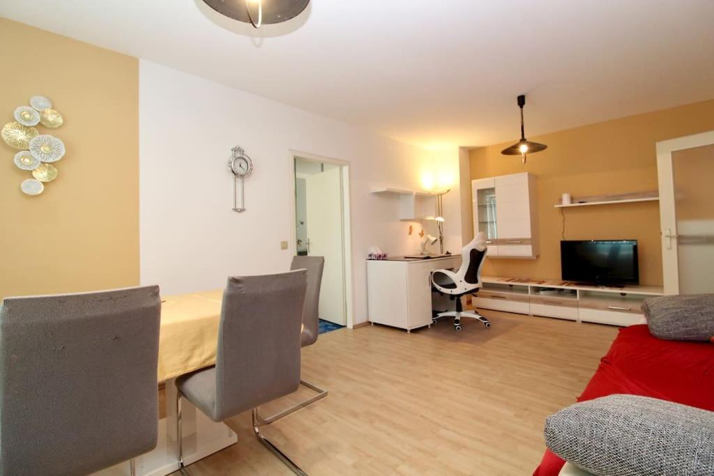 Cozy Apartment Free Parking Wien Eksteriør billede
