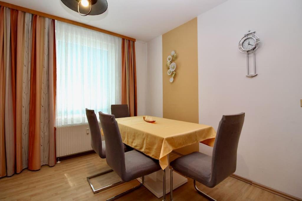 Cozy Apartment Free Parking Wien Eksteriør billede